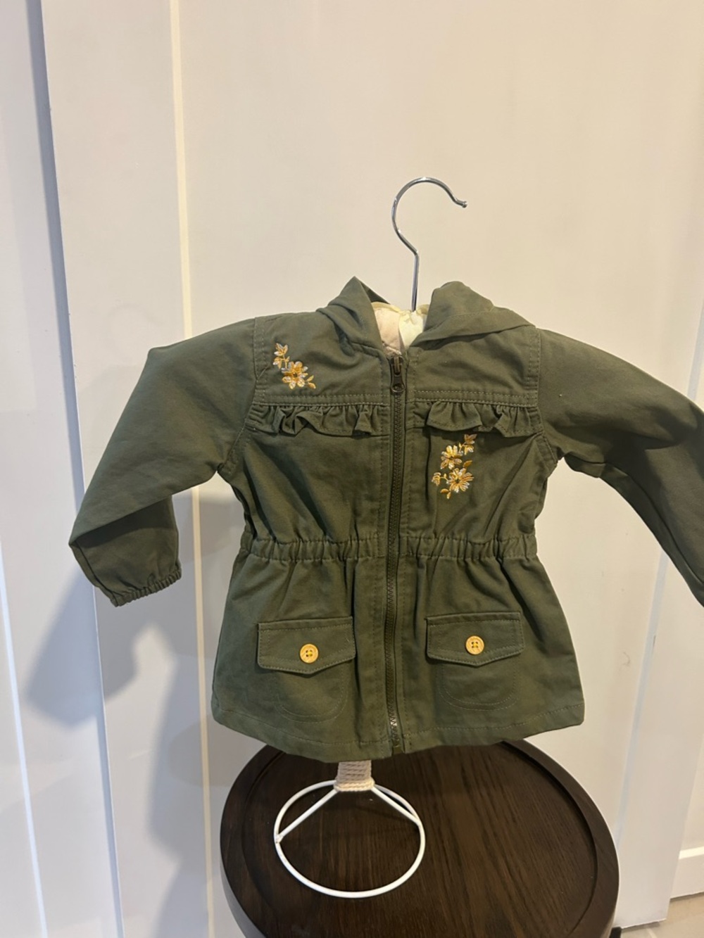 Daisy Fuentes Olive Green Hooded Puffer Jacket with Yellow Floral Details